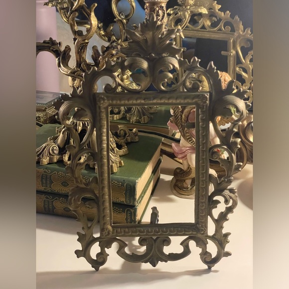 ✨ antique ornate filigree Vintage Art Nouveau Brass Mirror or picture Frame - Picture 10 of 14